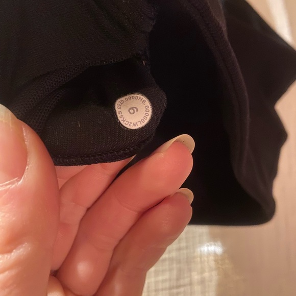 Lulu Energy Highneck Ribbed Bra - Picture 7 of 8